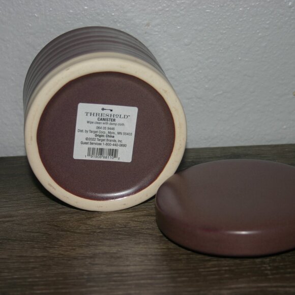 Threshold Ceramic Chocolate Brown Canister w/Lid Small B-136 - Picture 4 of 5